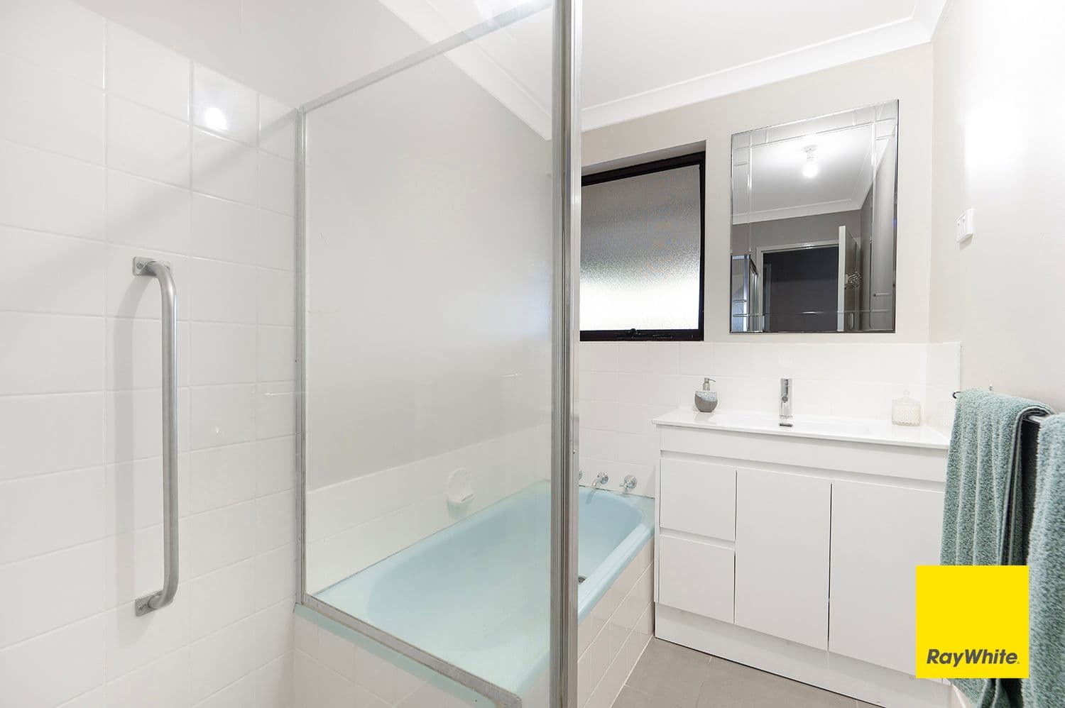 4 Bligh Place, Thornlie WA 6108, Thornlie - Thumbnail 8