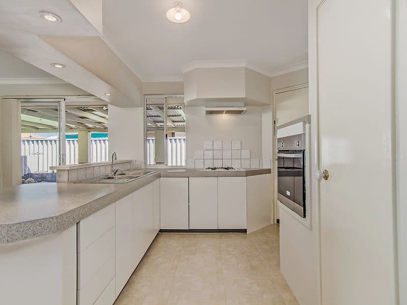 34 Clermont Place, PORT KENNEDY WA 6172, Port Kennedy - Thumbnail 2