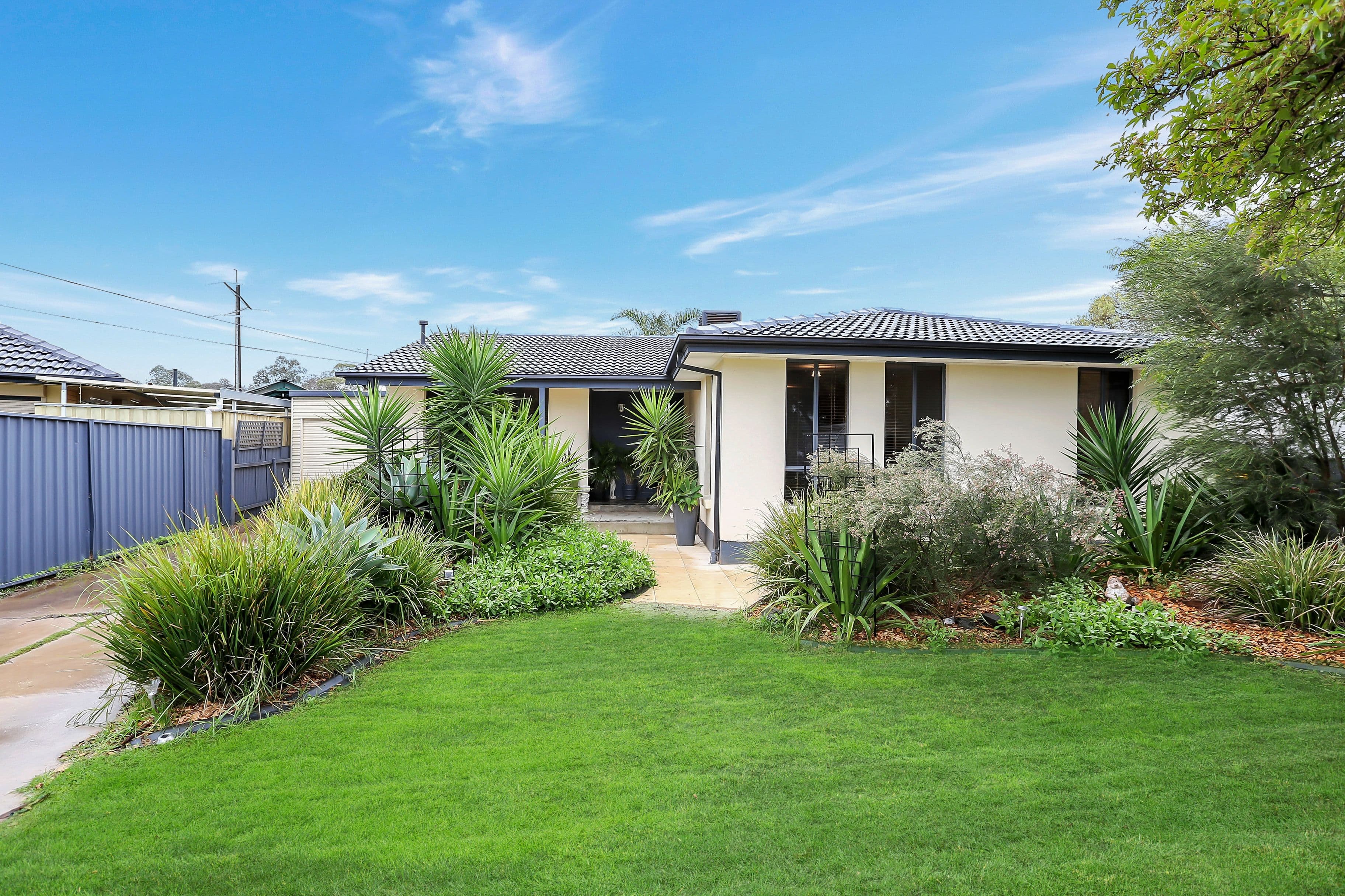 43 Eyre Crescent, Valley View SA 5093, Valley View - Thumbnail 2