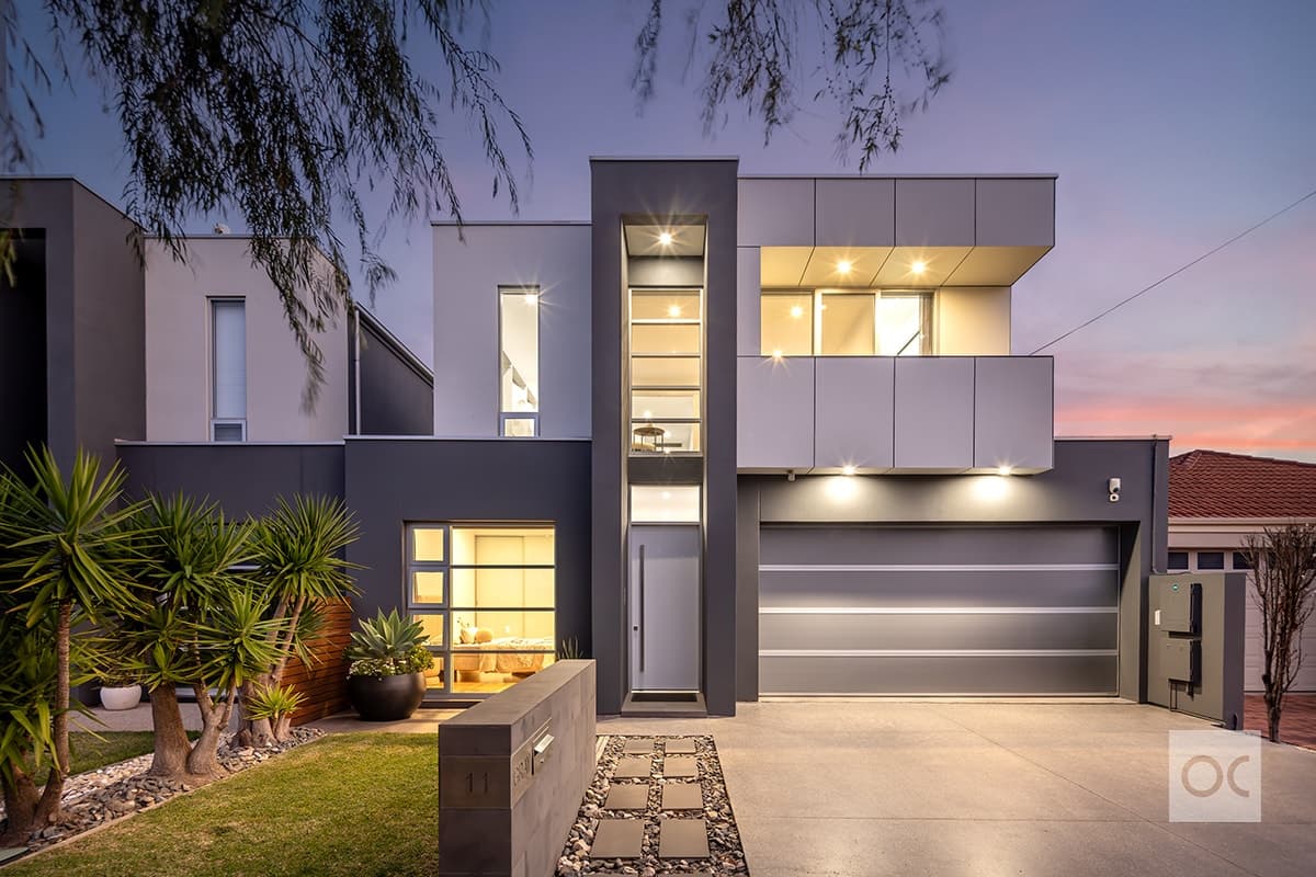 11 Gray Street, West Beach - Image 1
