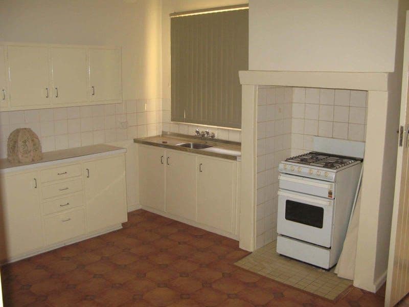 44 Prince Street, Wallaroo SA 5556, Wallaroo - Thumbnail 2