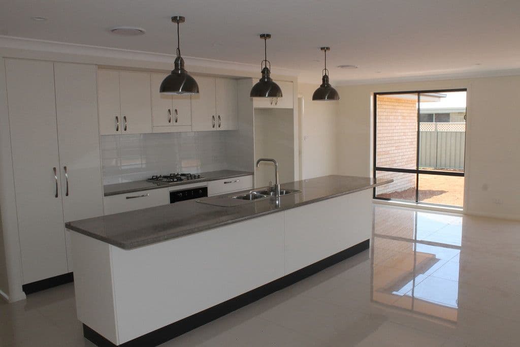 15 Crossroads Drive, Dubbo NSW 2830, Dubbo - Thumbnail 2