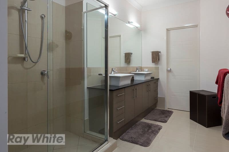 31 Cypress Street, Redland Bay QLD 4165, Redland Bay - Thumbnail 7