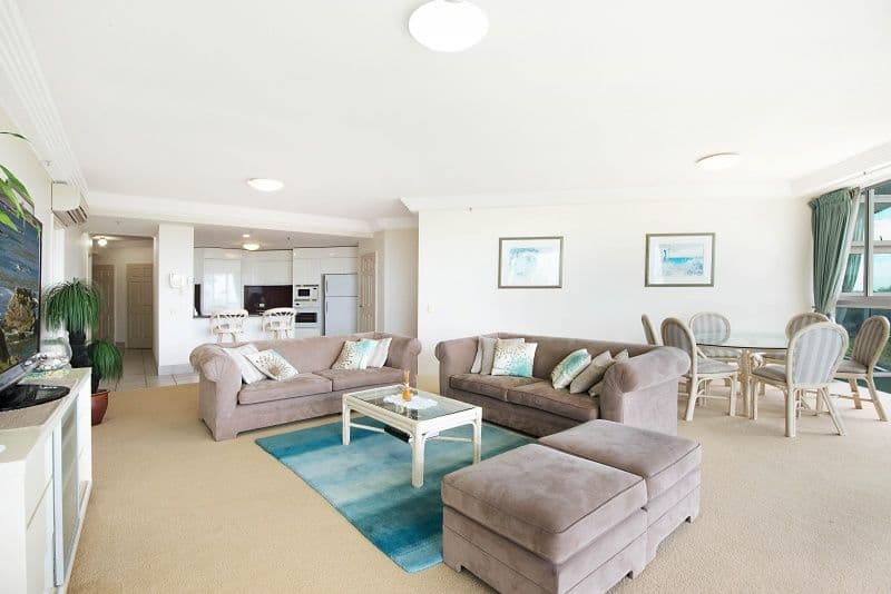 17 'Carmel by the Sea' 177 Old Burleigh Road, BROADBEACH QLD 4218, Broadbeach - Thumbnail 2