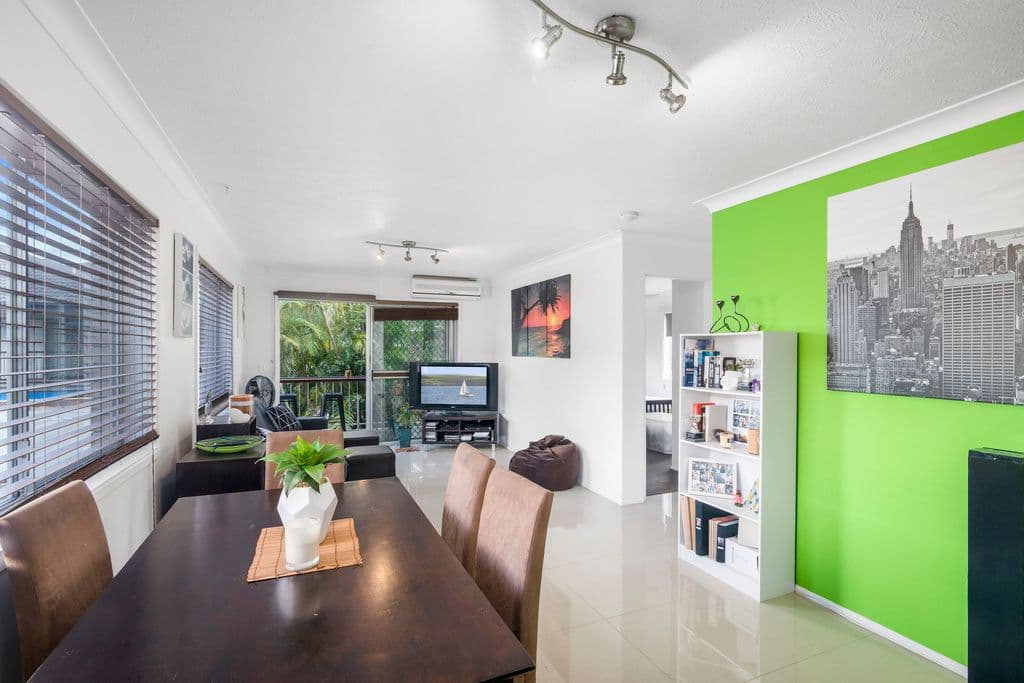 4 Nalla Court, Palm Beach QLD 4221, Palm Beach - Thumbnail 2