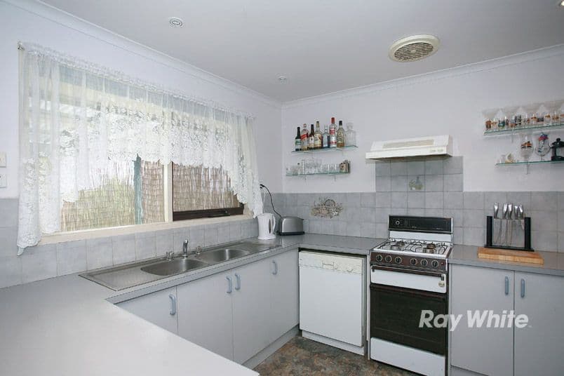 1 Caroline Crescent, CRANBOURNE VIC 3977, Cranbourne West - Image 1