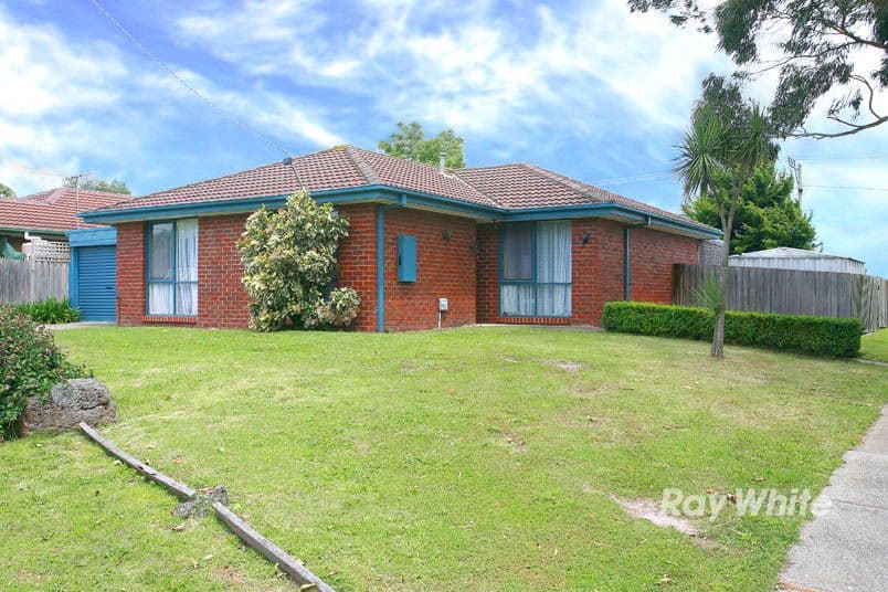 1 Caroline Crescent, CRANBOURNE VIC 3977, Cranbourne West - Thumbnail 2