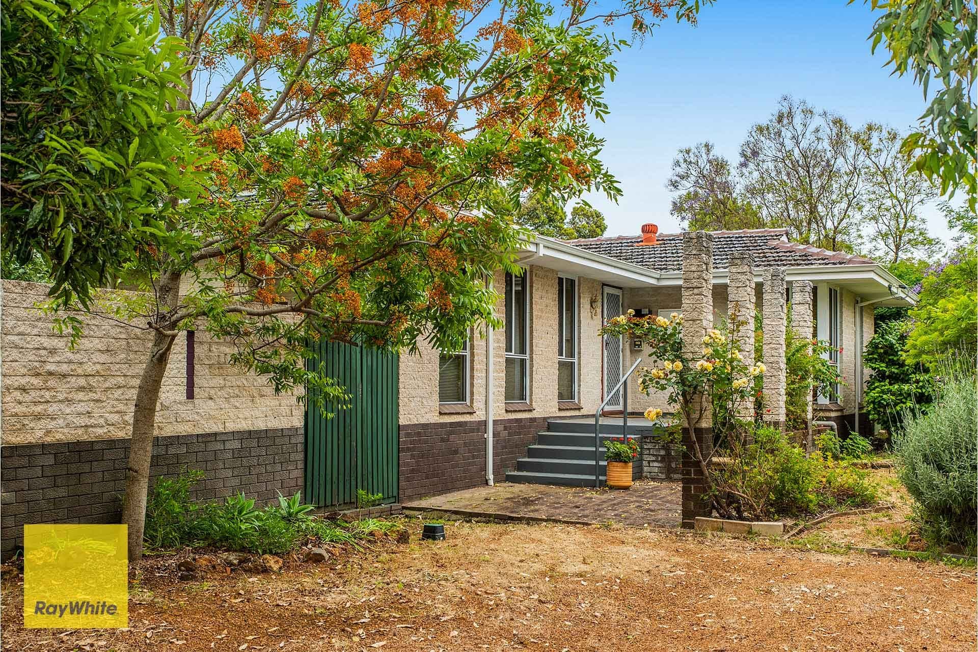 18 Kathleen Road, Lesmurdie WA 6076, Lesmurdie - Image 1