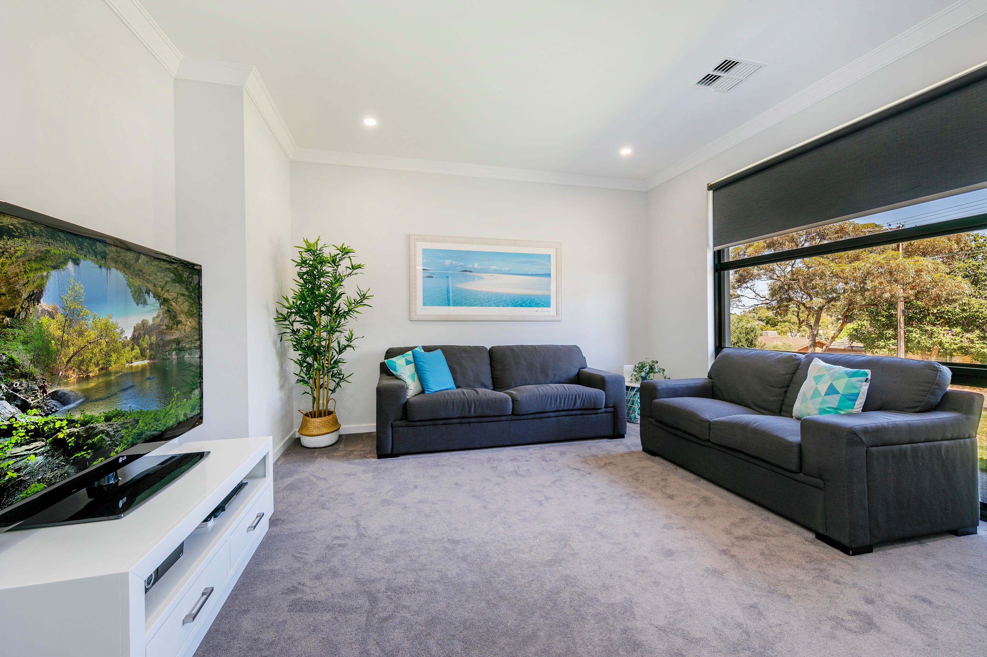 37 Minnamurra Drive, Redwood Park SA 5097, Redwood Park - Thumbnail 3