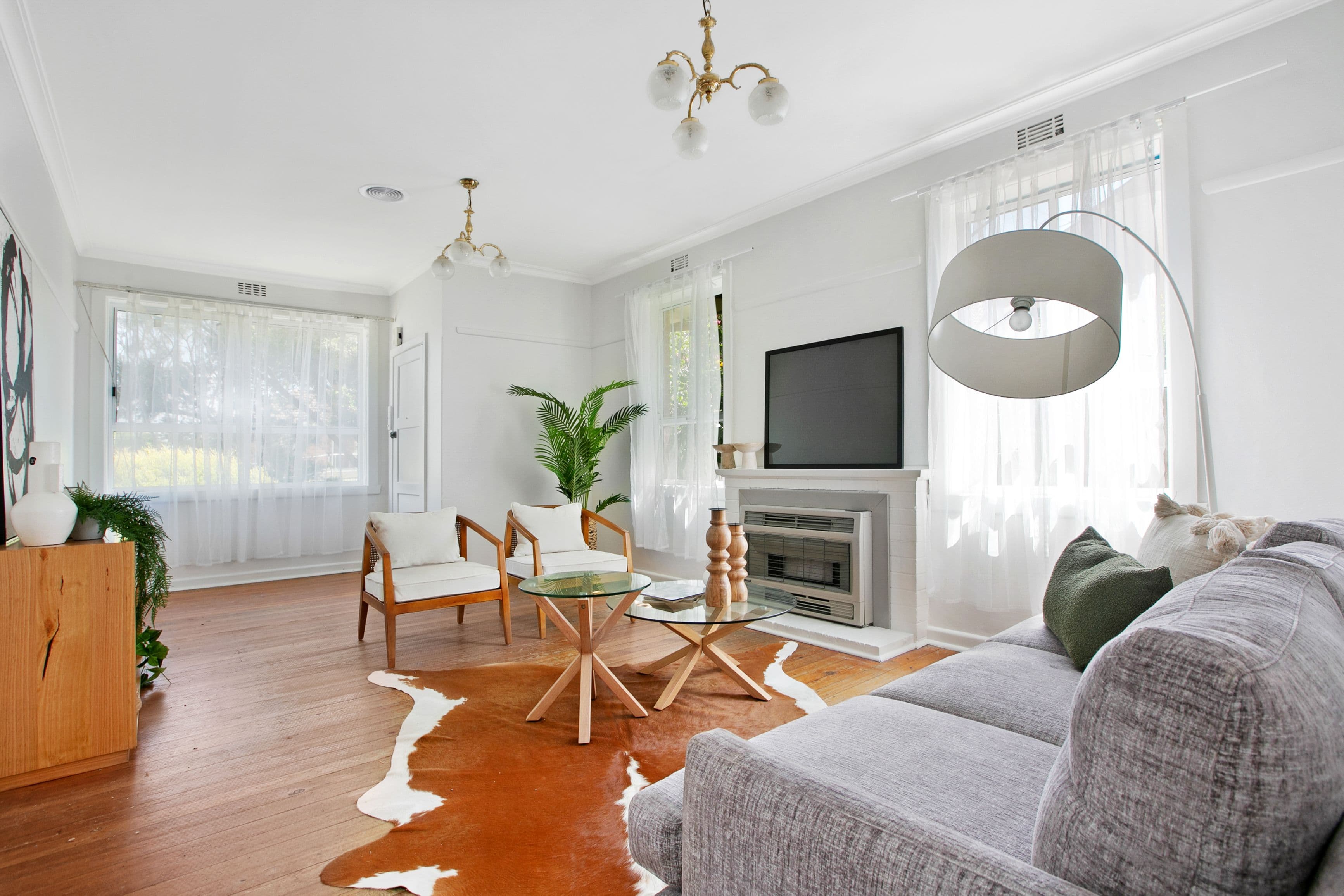 2 Taylor Avenue, Reservoir VIC 3073, Reservoir - Thumbnail 2