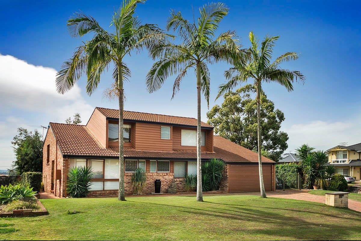 1 Kentia Place, Alfords Point - Thumbnail 2