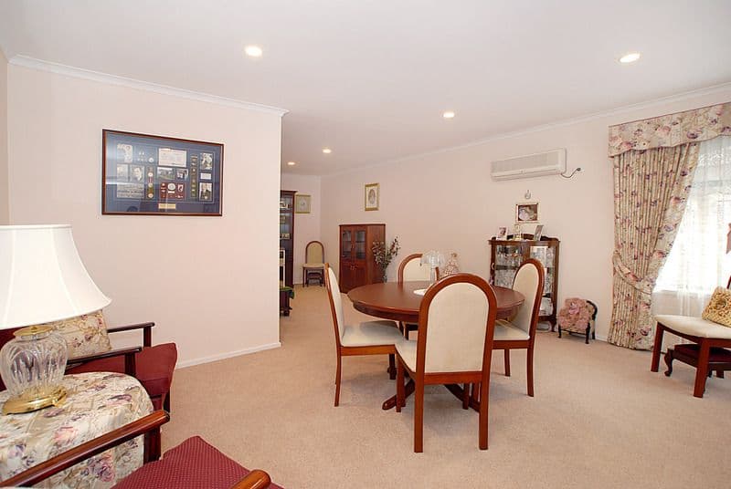 31 Rosehill Street, SCORESBY VIC 3179, Scoresby - Thumbnail 2