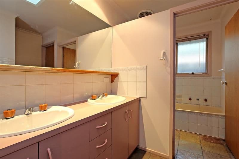 36 Oxley Avenue, BUNDOORA VIC 3083, Bundoora - Thumbnail 6