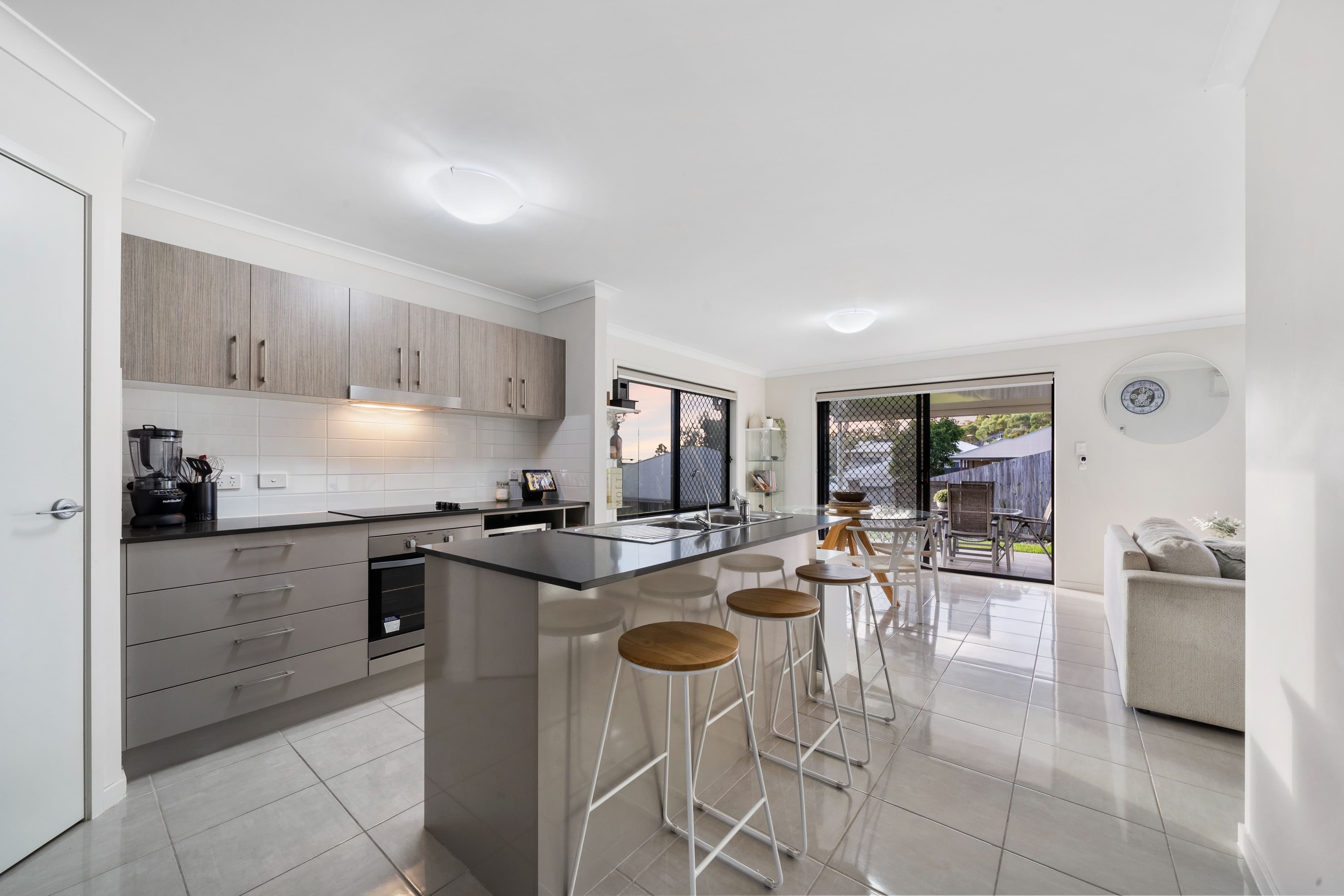 12 Savannah Court, Waterford QLD 4133, Waterford - Thumbnail 2