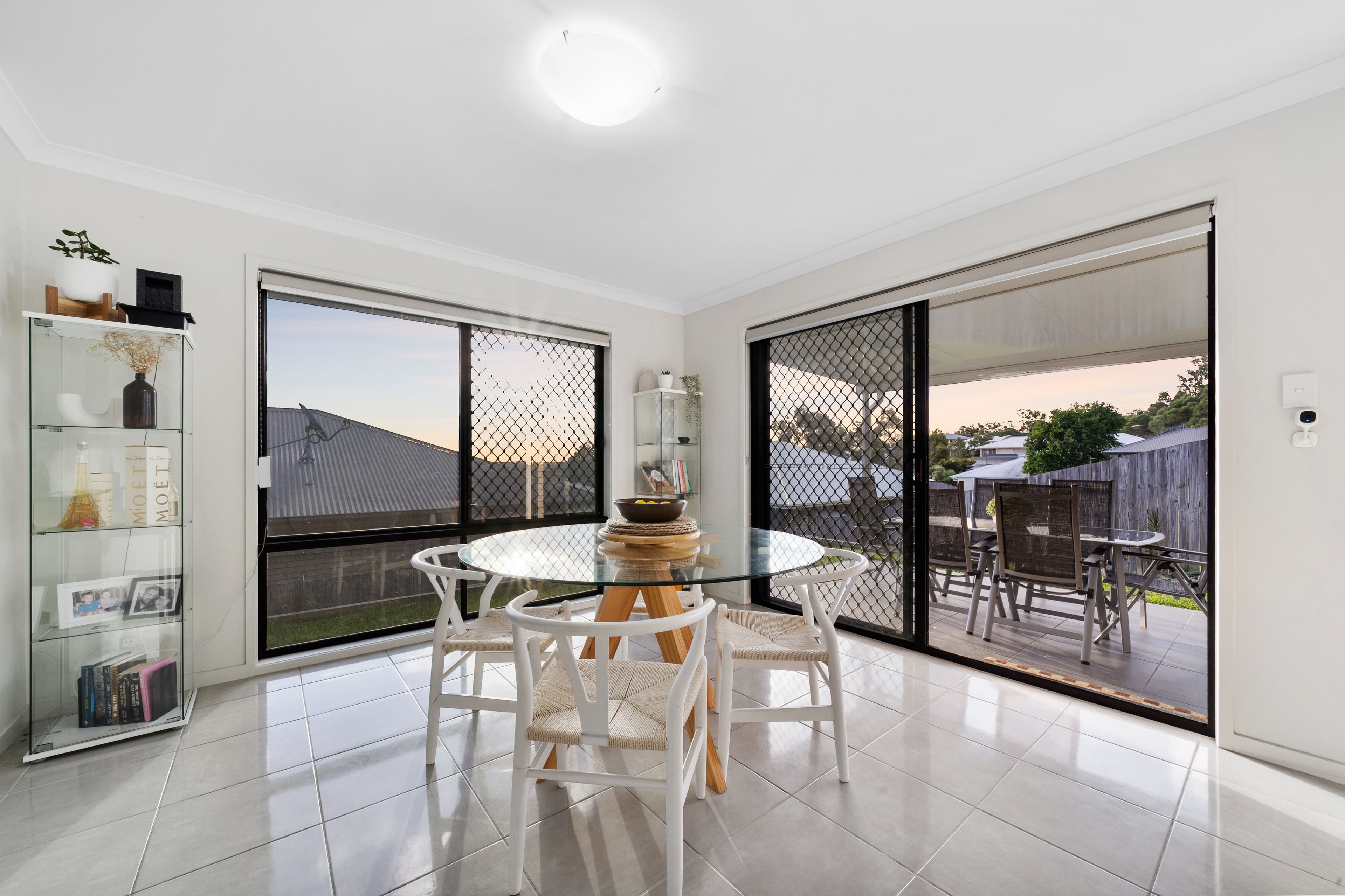 12 Savannah Court, Waterford QLD 4133, Waterford - Thumbnail 4