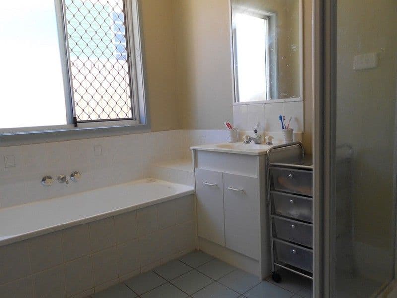 137 Saul Street, BRIGHTON QLD 4017, Brighton - Thumbnail 6