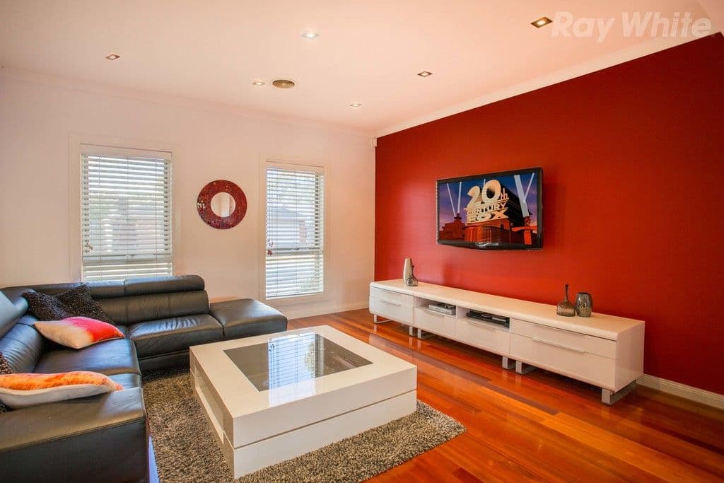 2 Aristocrat Terrace, South Morang VIC 3752, South Morang - Thumbnail 3