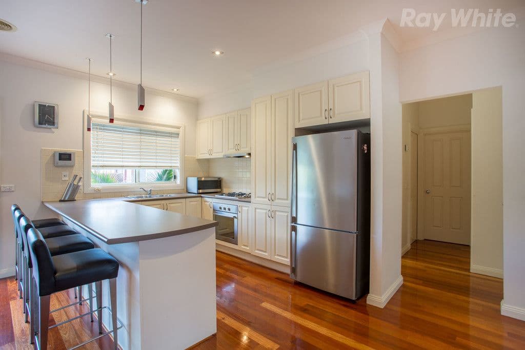 2 Aristocrat Terrace, South Morang VIC 3752, South Morang - Thumbnail 4