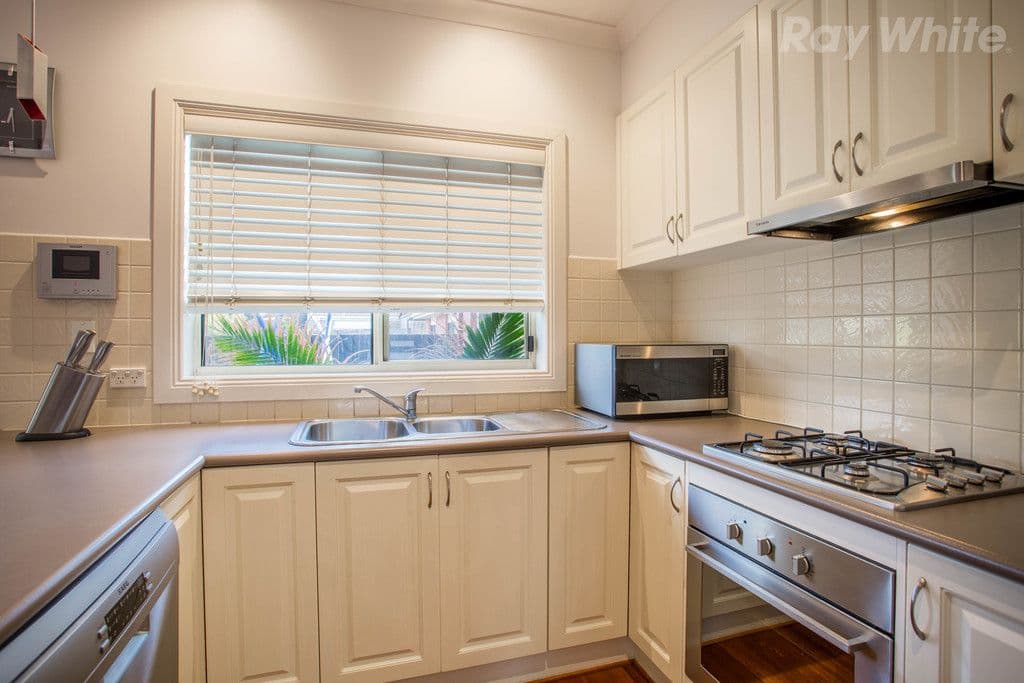 2 Aristocrat Terrace, South Morang VIC 3752, South Morang - Thumbnail 5