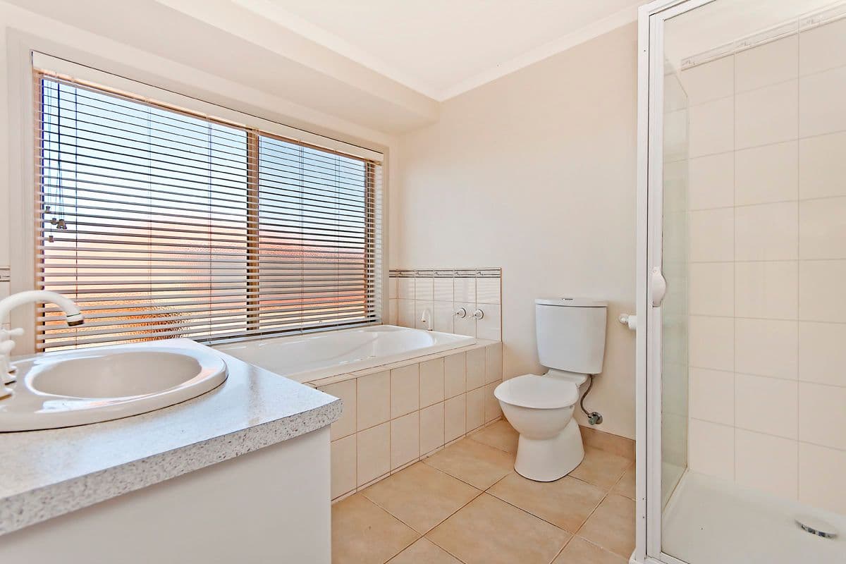 49 Gateway Road, Warrnambool VIC 3280, Warrnambool - Thumbnail 6