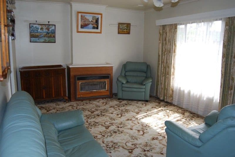 13 Midway Street, HEIDELBERG WEST VIC 3081, Heidelberg West - Thumbnail 2