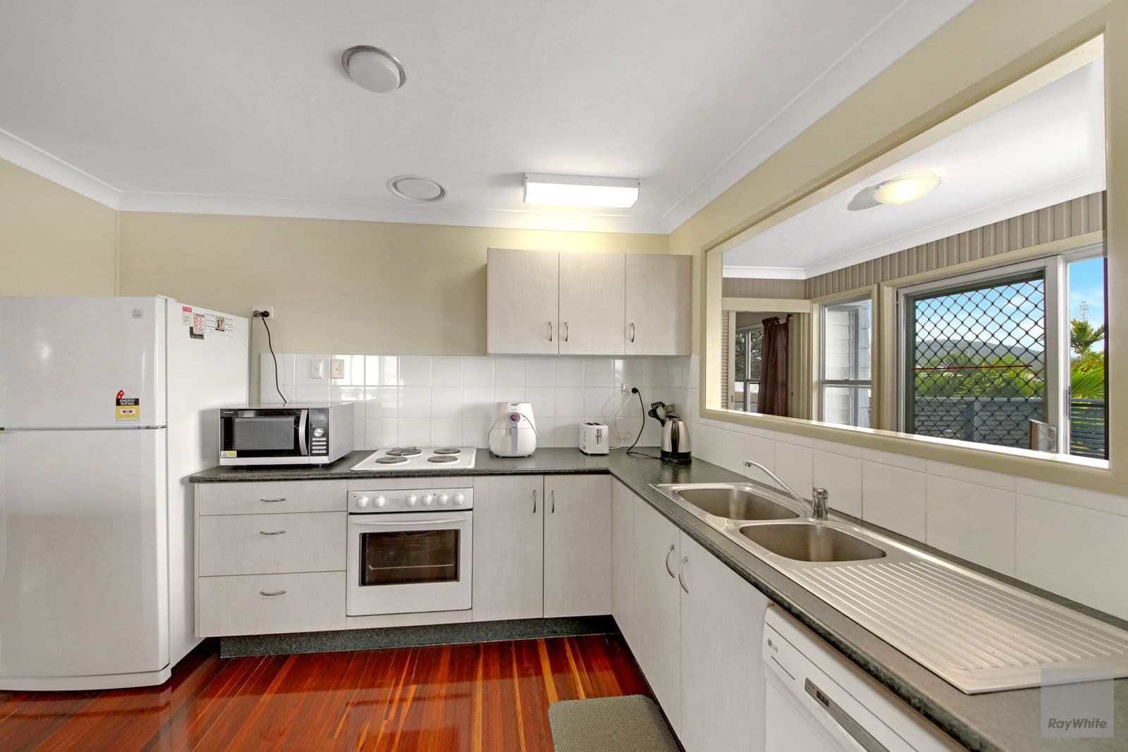 17 Stevenson Street, Barlows Hill QLD 4703, Barlows Hill - Thumbnail 6