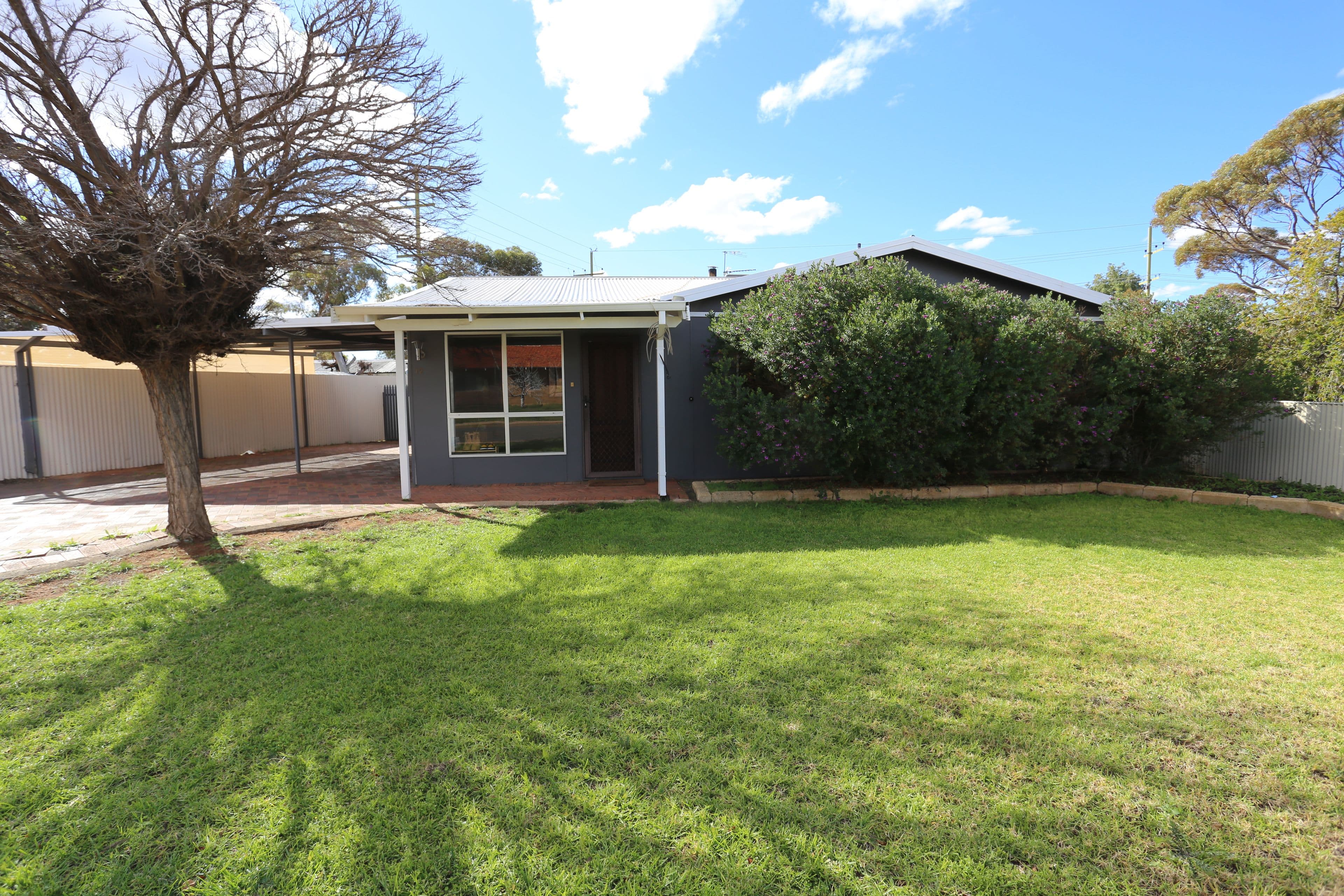 12 Hibiscus Street, Kambalda West WA 6442, Kambalda West - Image 1