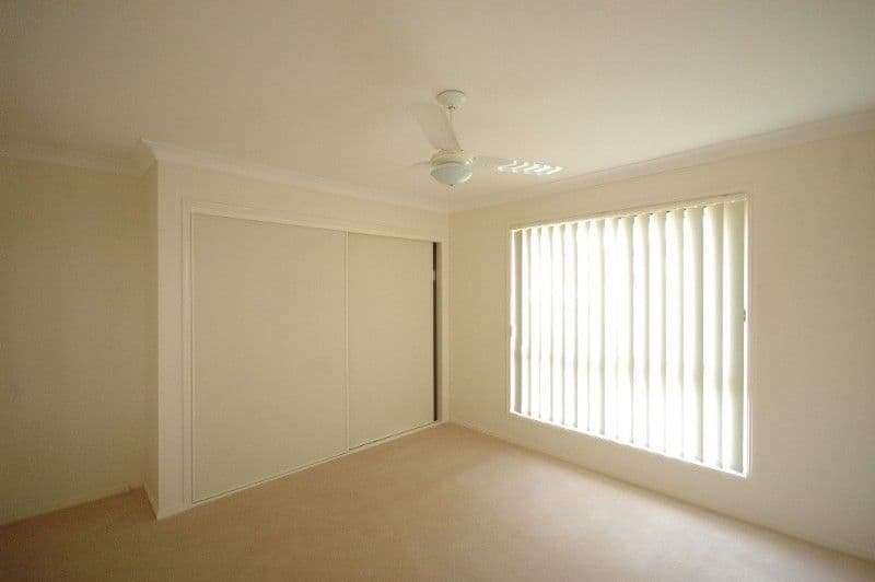 19 Wareena Crescent, GLENVALE QLD 4350, Glenvale - Thumbnail 6
