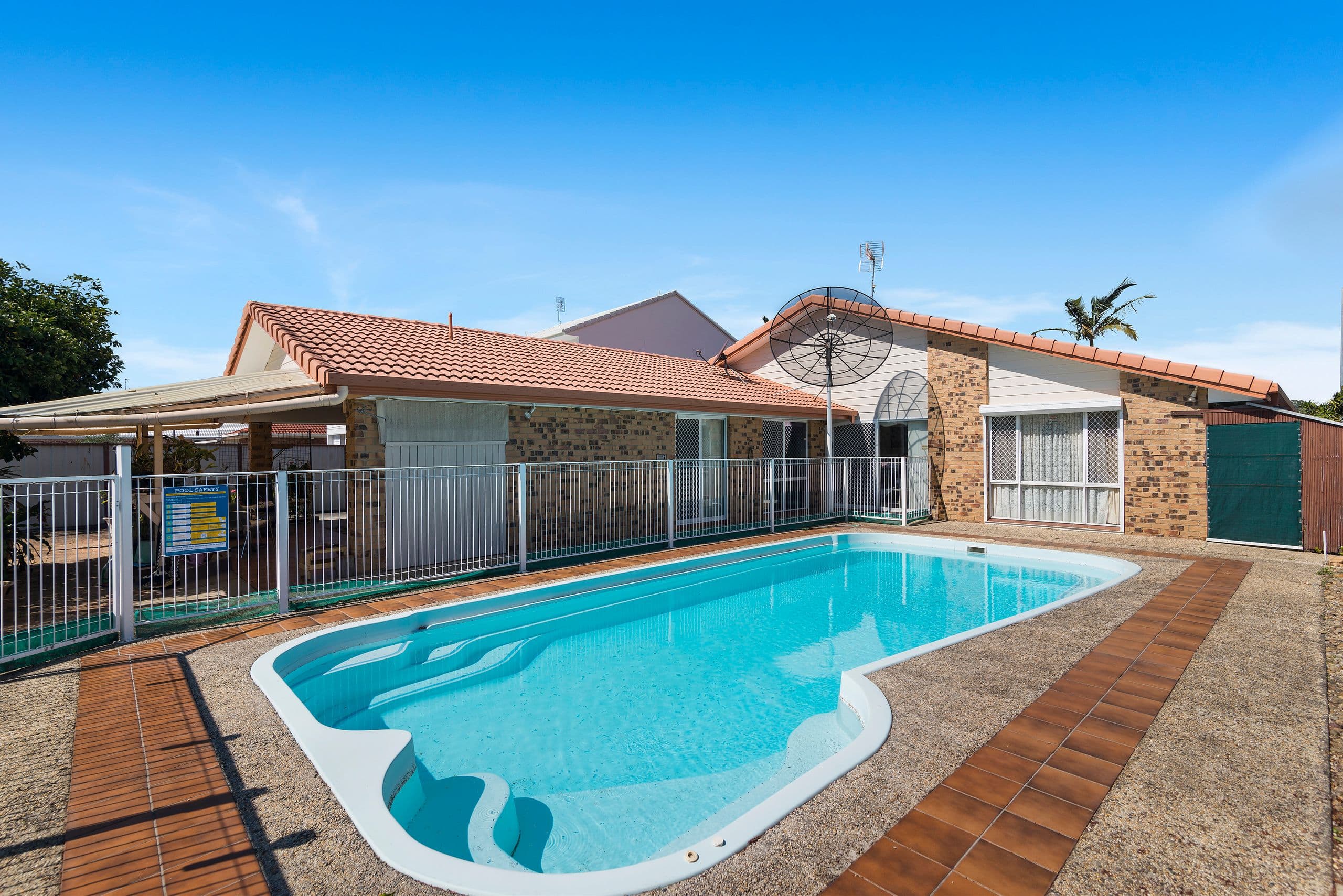 192 Nineteenth Avenue, Elanora QLD 4221, Elanora - Thumbnail 4