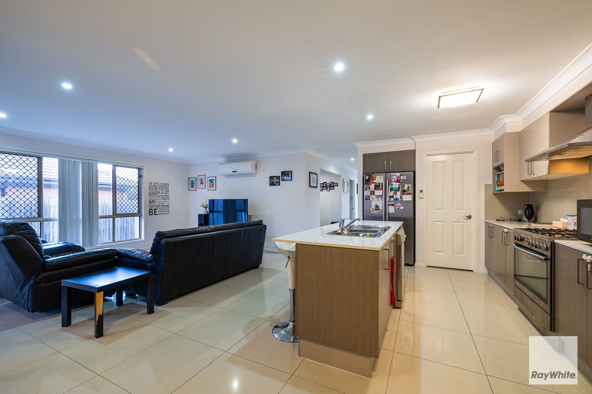 18 Park Edge Place, Redland Bay QLD 4165, Redland Bay - Thumbnail 3