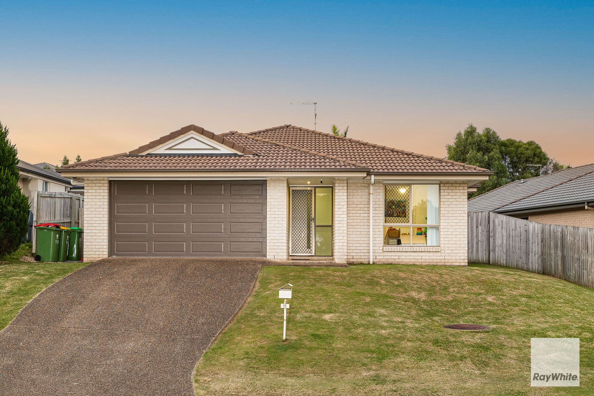 18 Park Edge Place, Redland Bay QLD 4165, Redland Bay - Thumbnail 7
