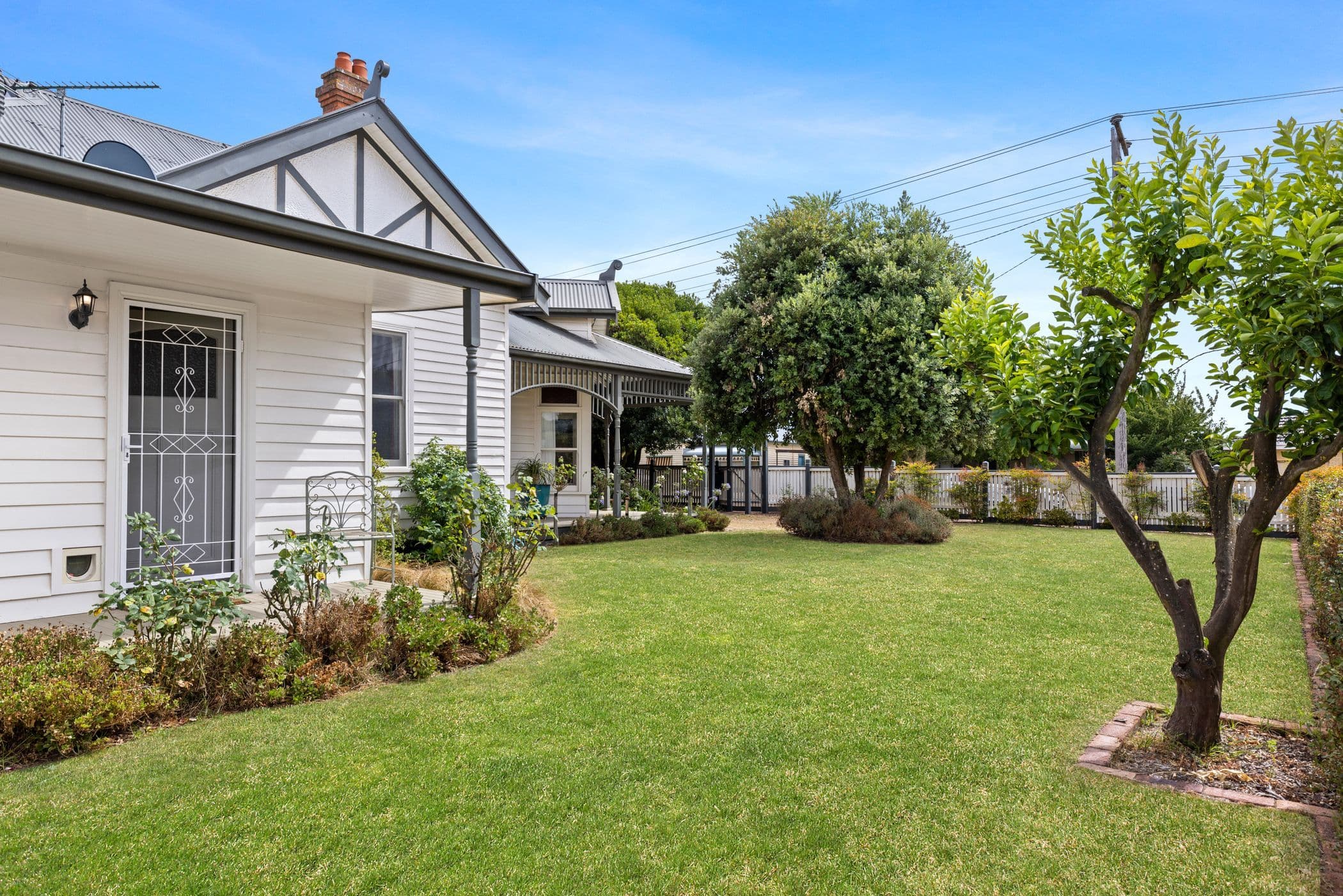 37 Banfield Street, Ararat VIC 3377, Ararat - Thumbnail 2