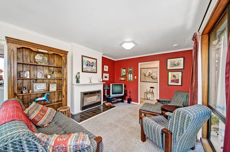 9 Warramoo Crescent, NARRABUNDAH ACT 2604, Narrabundah - Thumbnail 4