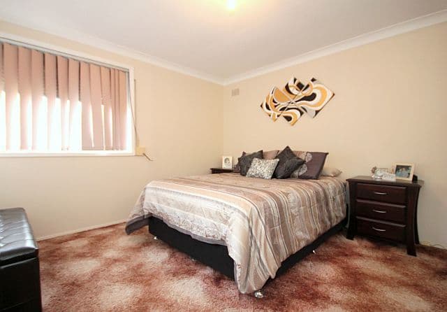 7 Amaroo Avenue, GEORGES HALL NSW 2198, Georges Hall - Thumbnail 6