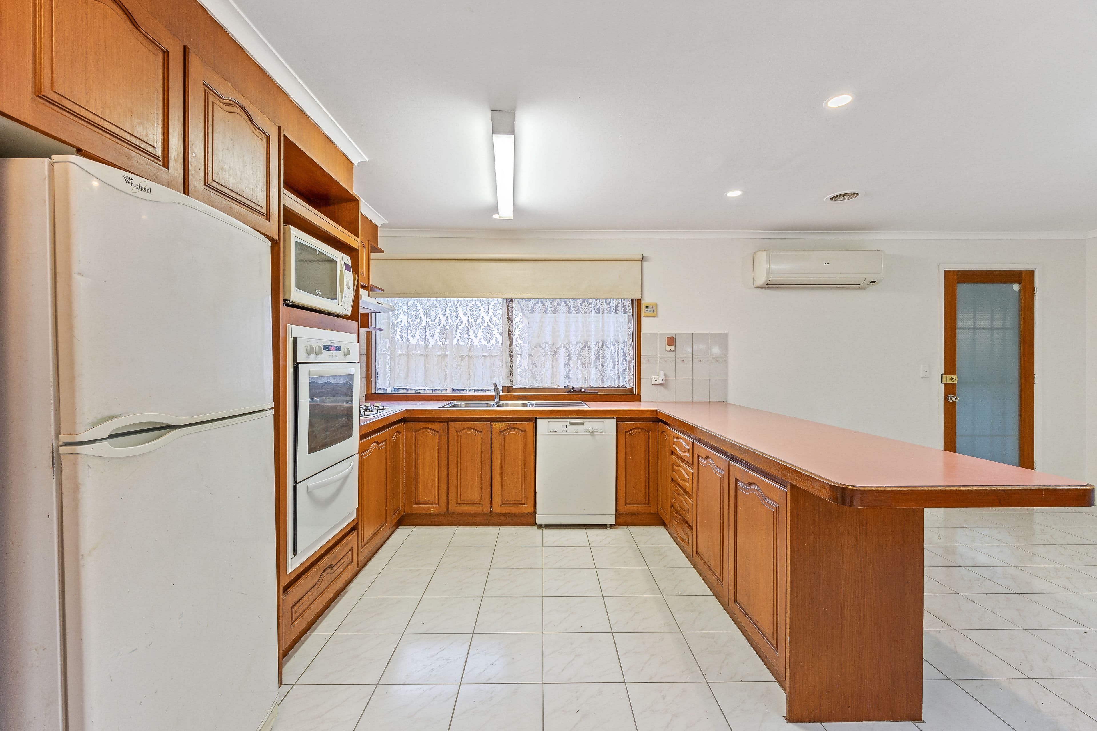 113 Endeavour Drive, Cranbourne North VIC 3977, Cranbourne North - Thumbnail 7