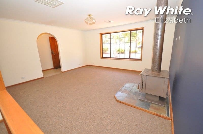 6 Karinga Avenue, Craigmore SA 5114, Craigmore - Thumbnail 4