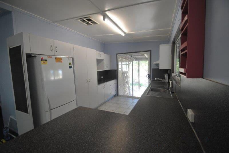 1 Yew Street, Barcaldine QLD 4725, Barcaldine - Image 1