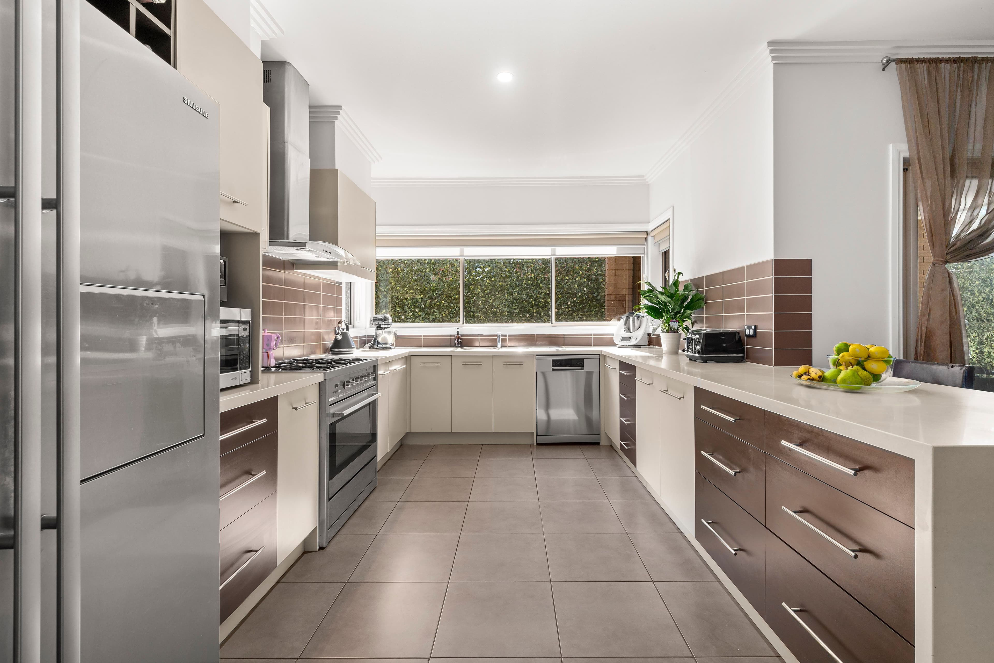 2 Kassandra Heights, Epping VIC 3076, Epping - Thumbnail 2