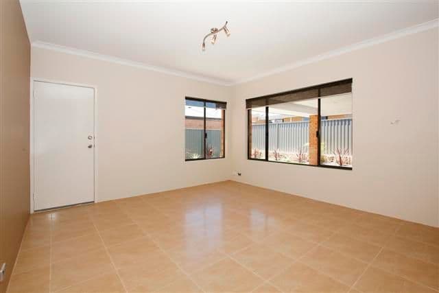 Unit 2 - 71 Yellowwood Avenue, PIARA WATERS WA 6112, Piara Waters - Thumbnail 7