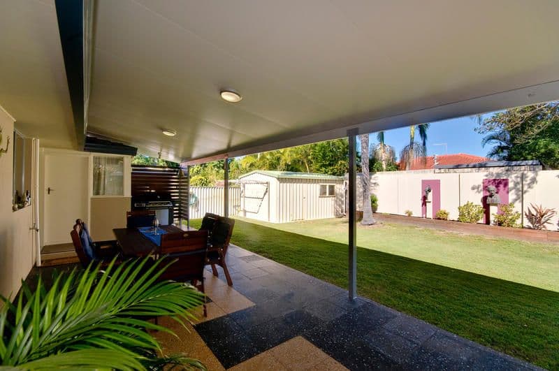 17 Mallawa Drive, PALM BEACH QLD 4221, Palm Beach - Thumbnail 2