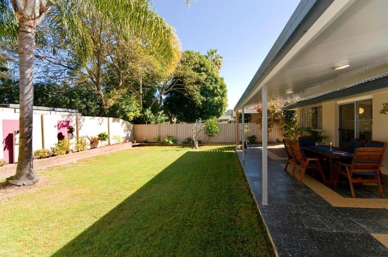 17 Mallawa Drive, PALM BEACH QLD 4221, Palm Beach - Thumbnail 6