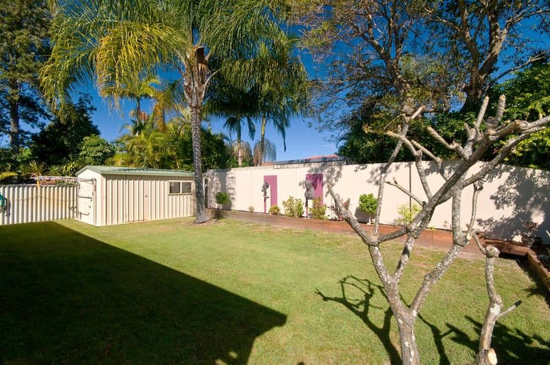 17 Mallawa Drive, PALM BEACH QLD 4221, Palm Beach - Thumbnail 7