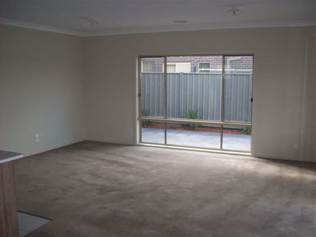 5 Greenaway Street, Lawnton, QLD, 4501, Lawnton - Thumbnail 3