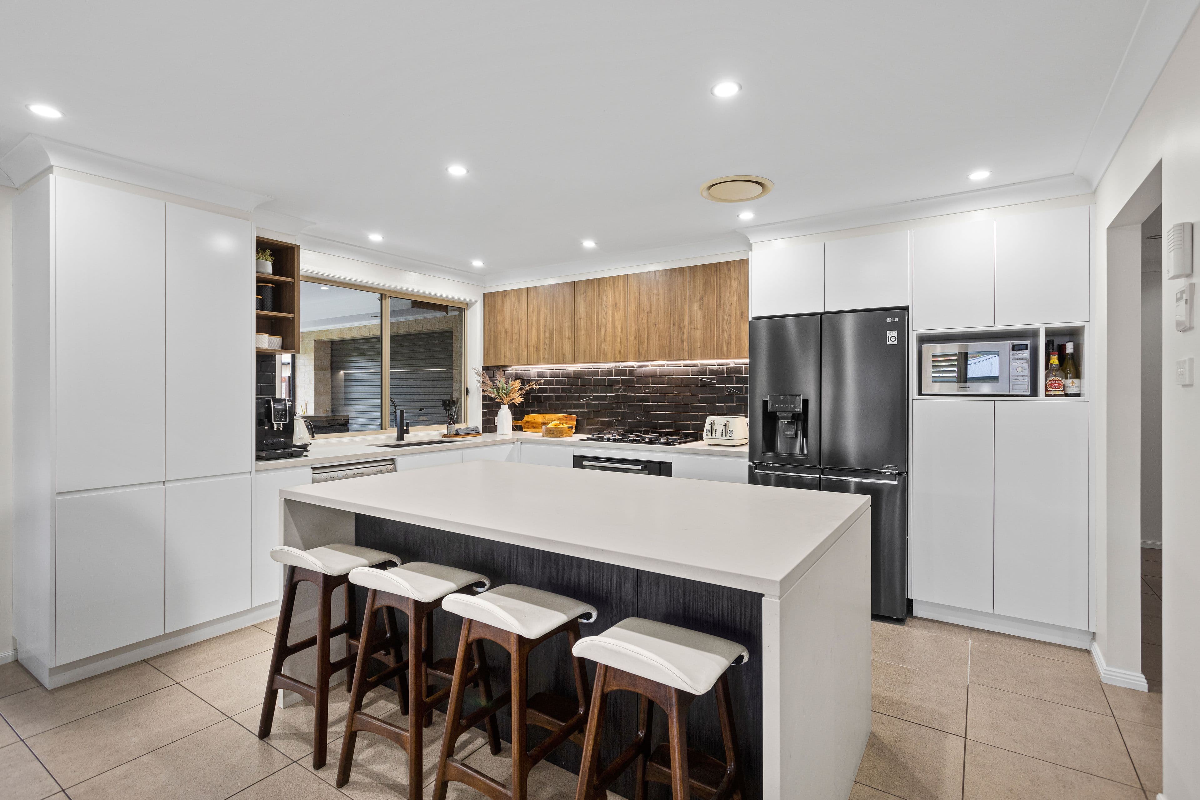 10 Makaha Way, Shell Cove NSW 2529, Shell Cove - Thumbnail 7
