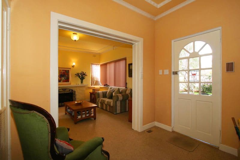 25  Riviera Street, MENTONE VIC 3194, Mentone - Thumbnail 3