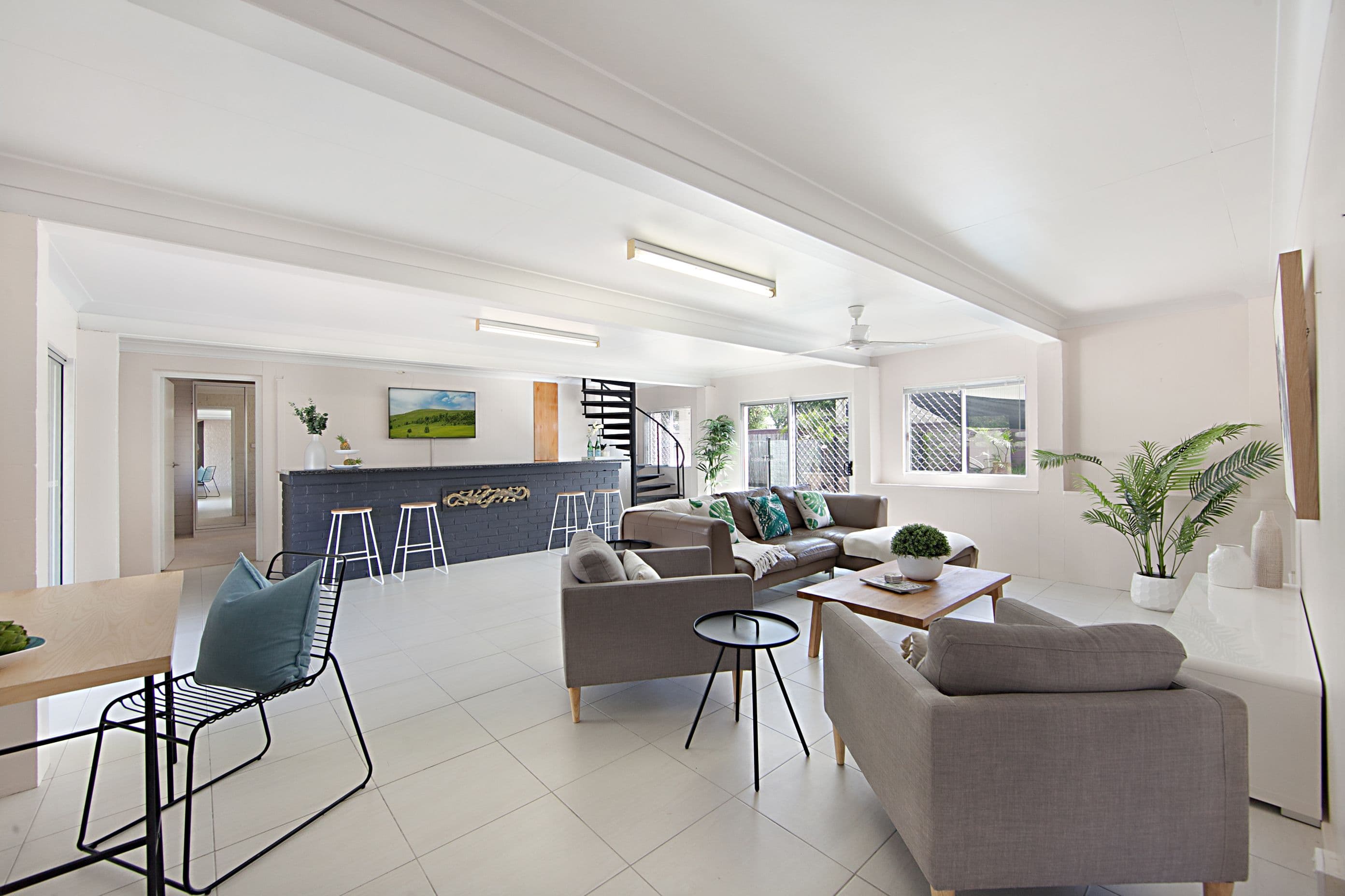 37 Sherriff Street, Hermit Park QLD 4812, Hermit Park - Thumbnail 2