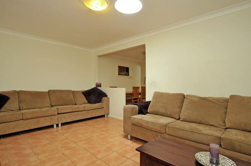 7 Dodds Place, BEECHBORO WA 6063, Beechboro - Thumbnail 2