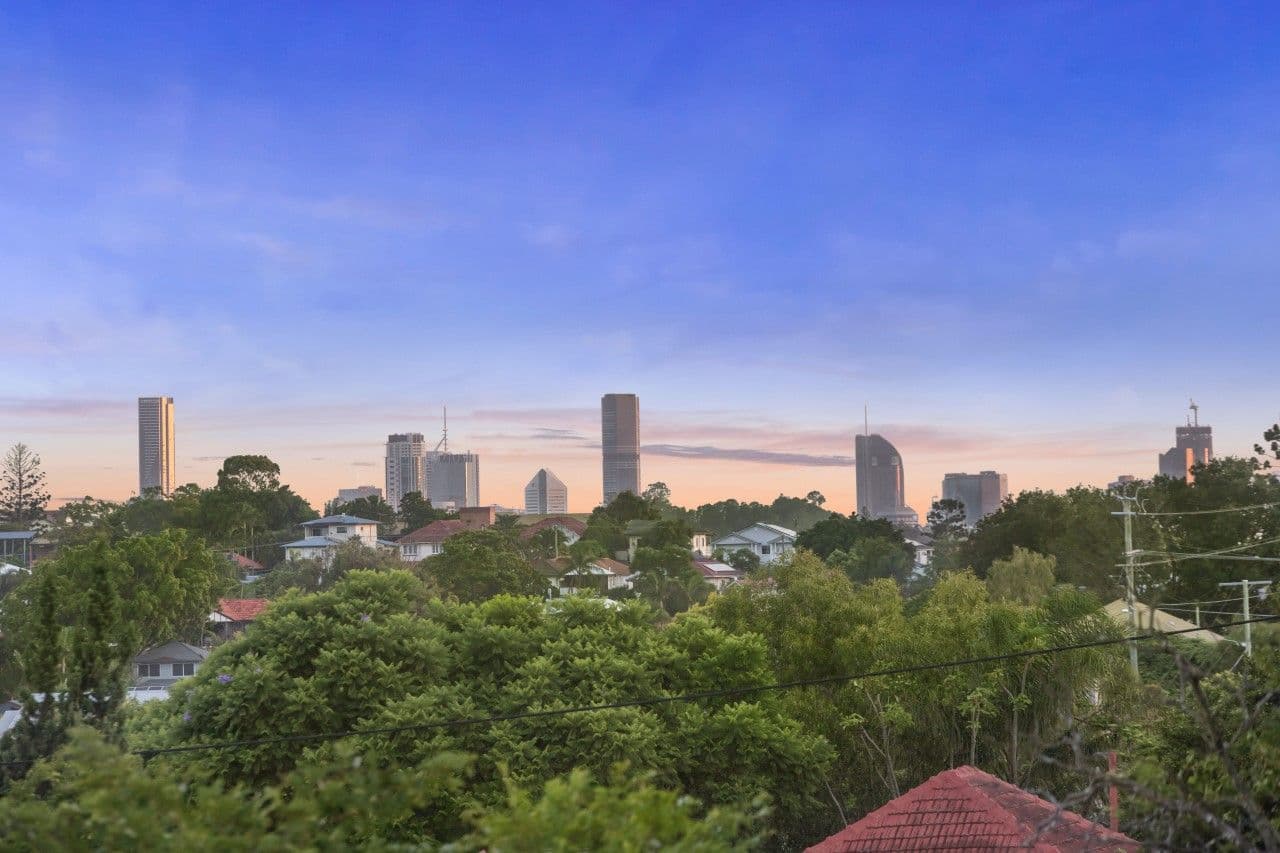 70 Araluen Street, Kedron QLD 4031, Kedron - Thumbnail 2