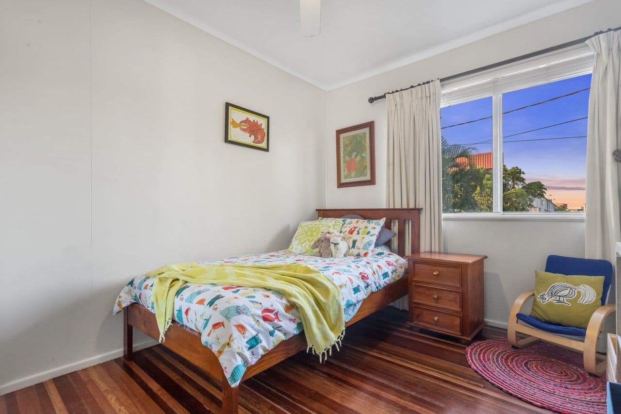 70 Araluen Street, Kedron QLD 4031, Kedron - Thumbnail 7