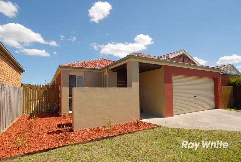 17 Bellbrae Crescent, CRANBOURNE VIC 3977, Cranbourne West - Image 1